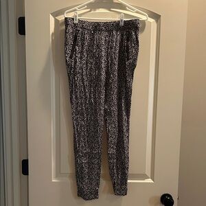 GAP Women's Black and White Joggers